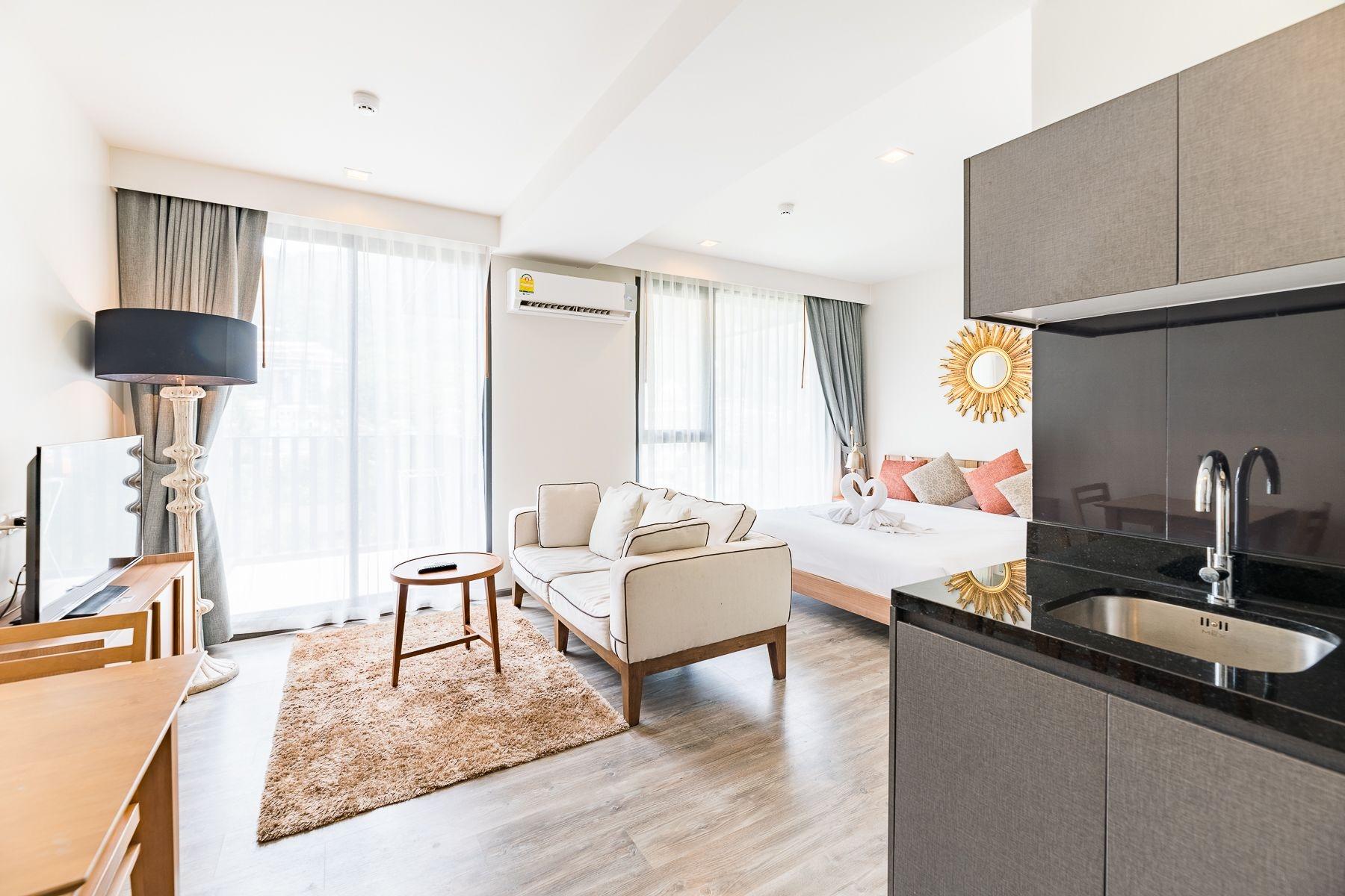 The Deck Condo Patong By Vip Exterior foto