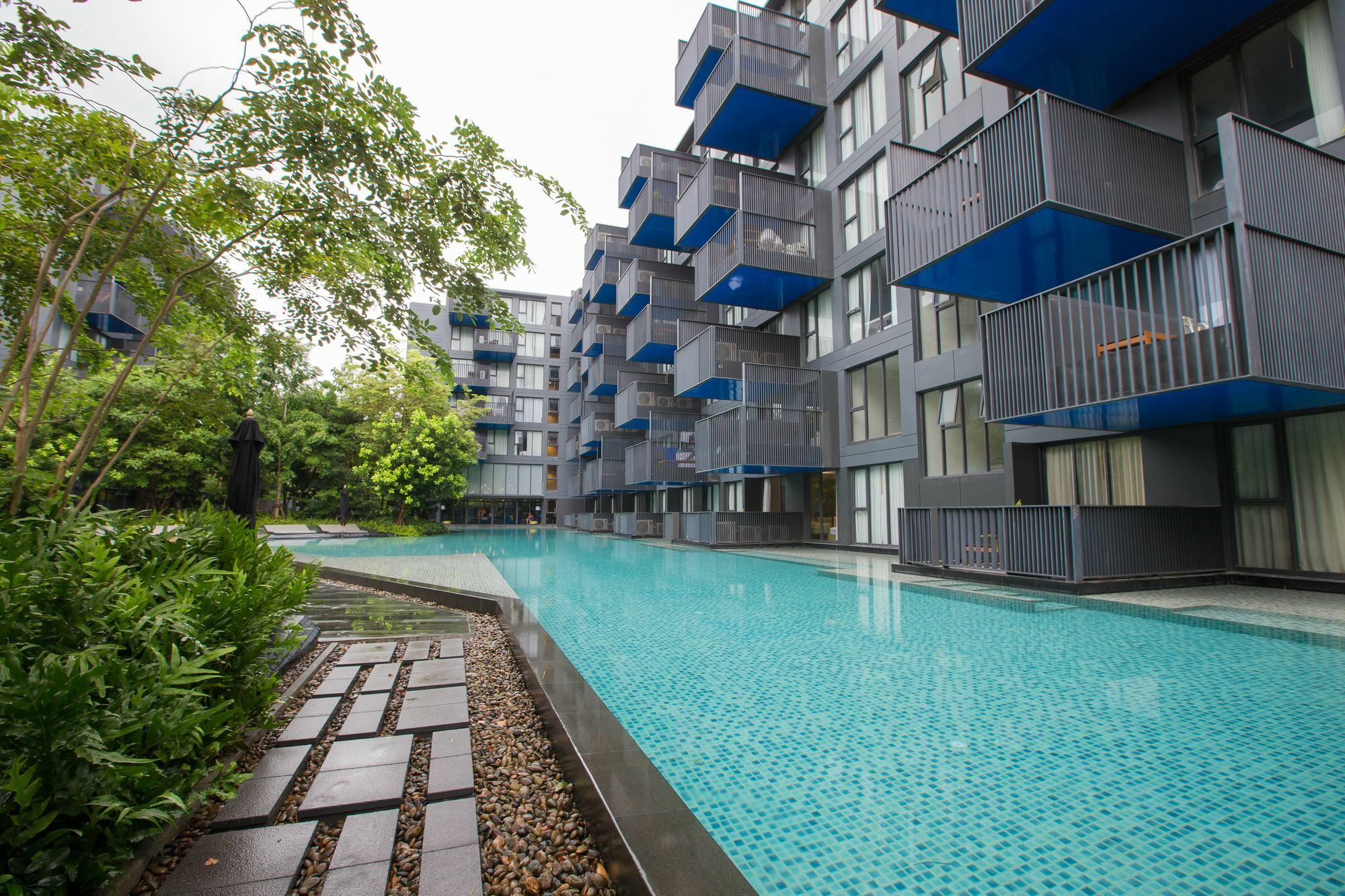 The Deck Condo Patong By Vip Exterior foto