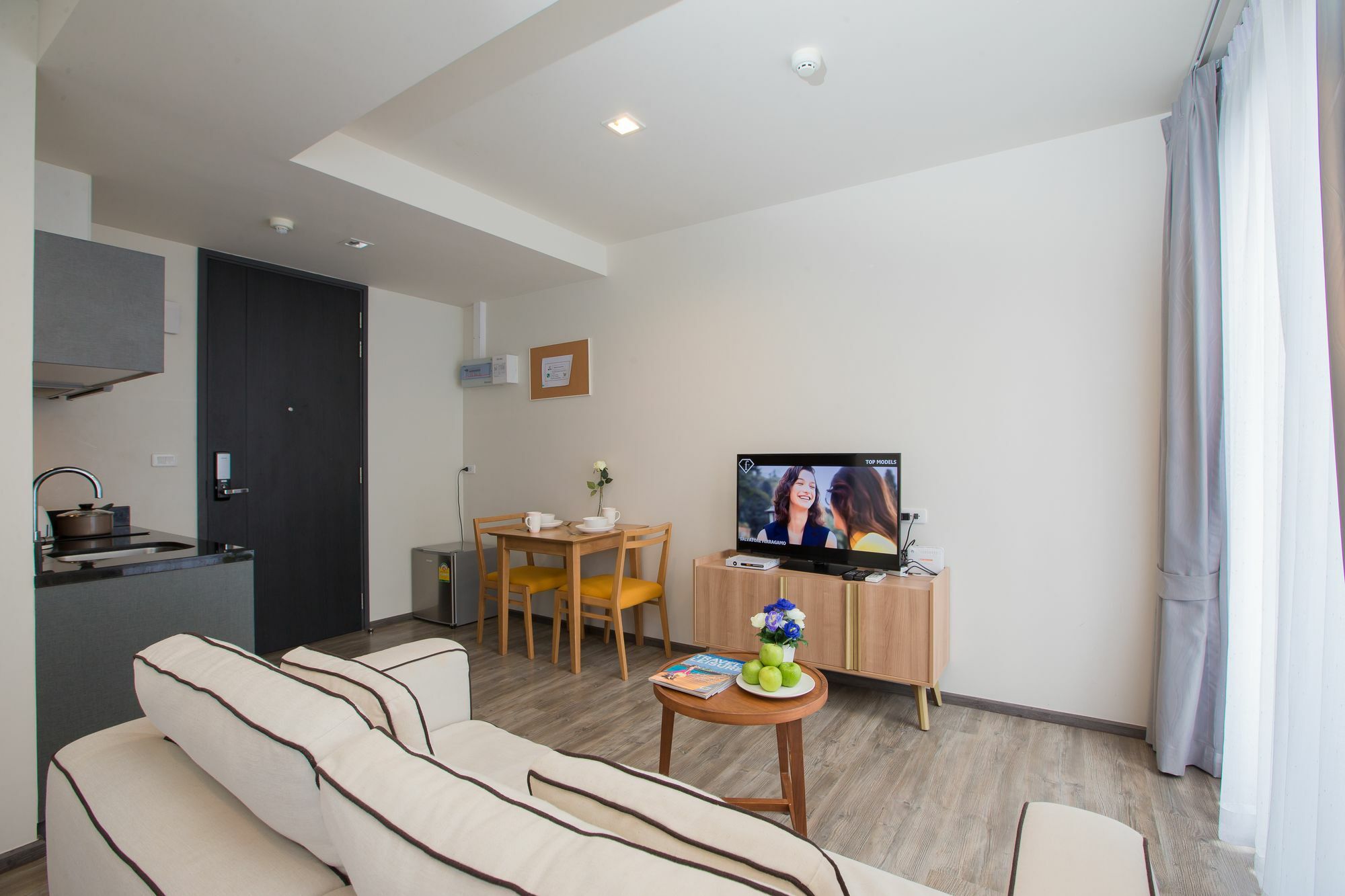 The Deck Condo Patong By Vip Exterior foto